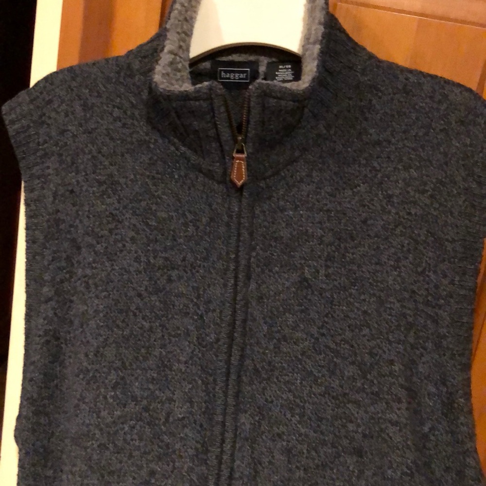 Sweater Zip-up Vest